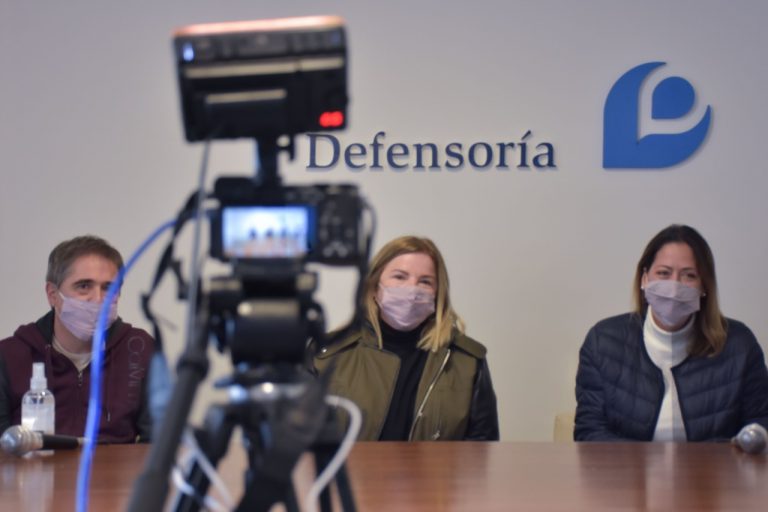 La Defensoría presentó una encuesta para conocer datos sobre la menopausia