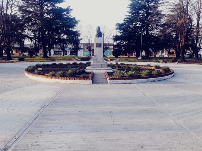 Lucen remodelas las plazas de Dudignac y French