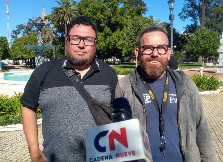 Colecta de útiles escolares en la Plaza Belgrano