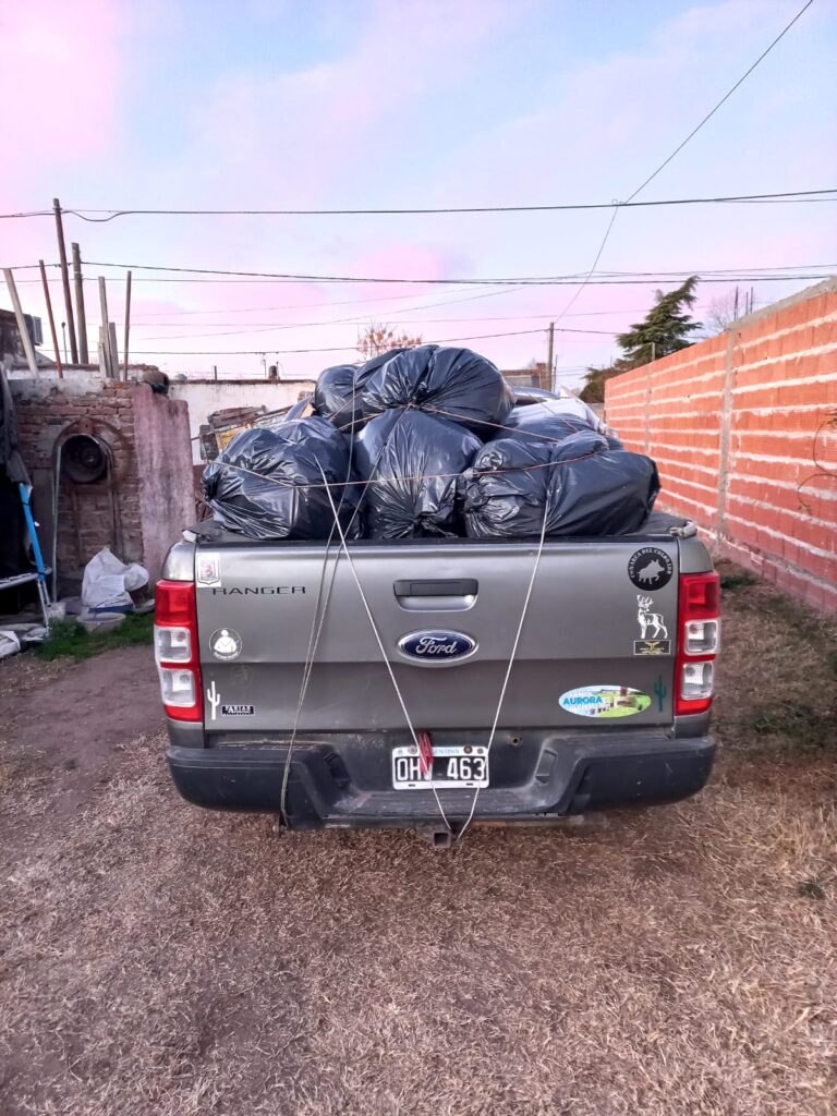 Parten en misión de ayuda y solidaridad a Puerto Leoni