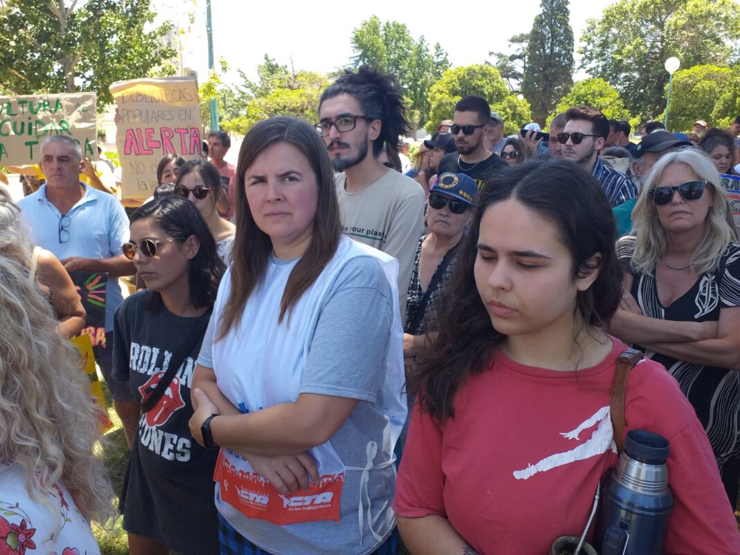 Al Grito De ‘La Patria No Se Vende’ Se Movilizaron En Nueve De Julio ...