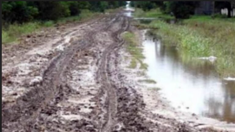 Se recuerda no circular por los caminos rurales ante las precipitaciones