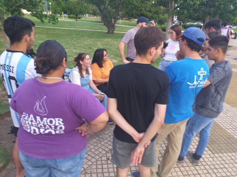 Jóvenes que Misionan en Nueve de Julio se hospedan en la Casa de Pironio