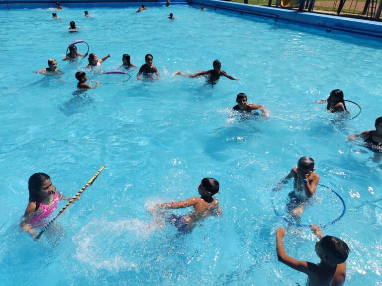 En el Club Libertad hace sus actividades de Verano la Escuela de Circo municipal