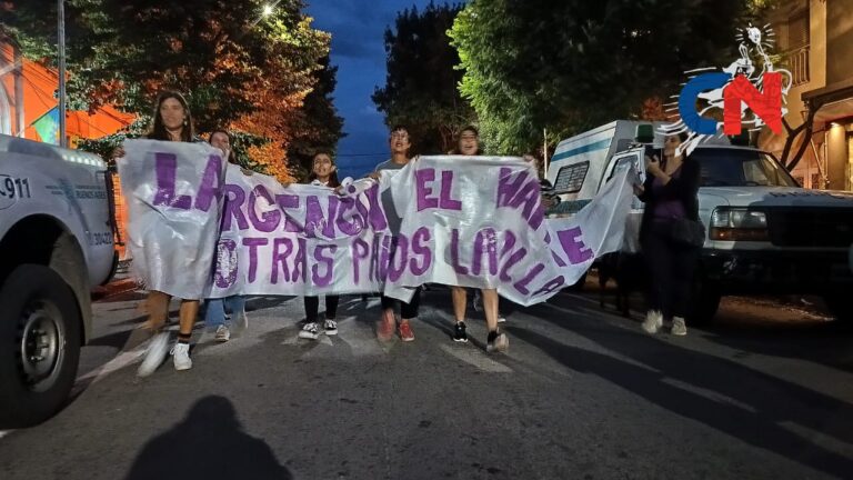 “Es un día de lucha”: Se conmemora el #8M en la plaza central de Nueve de Julio