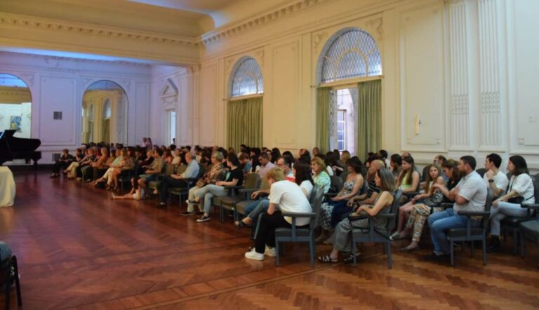 Cierre del IX Certamen de Cuento y Poesía organizado por la Biblioteca José Ingenieros