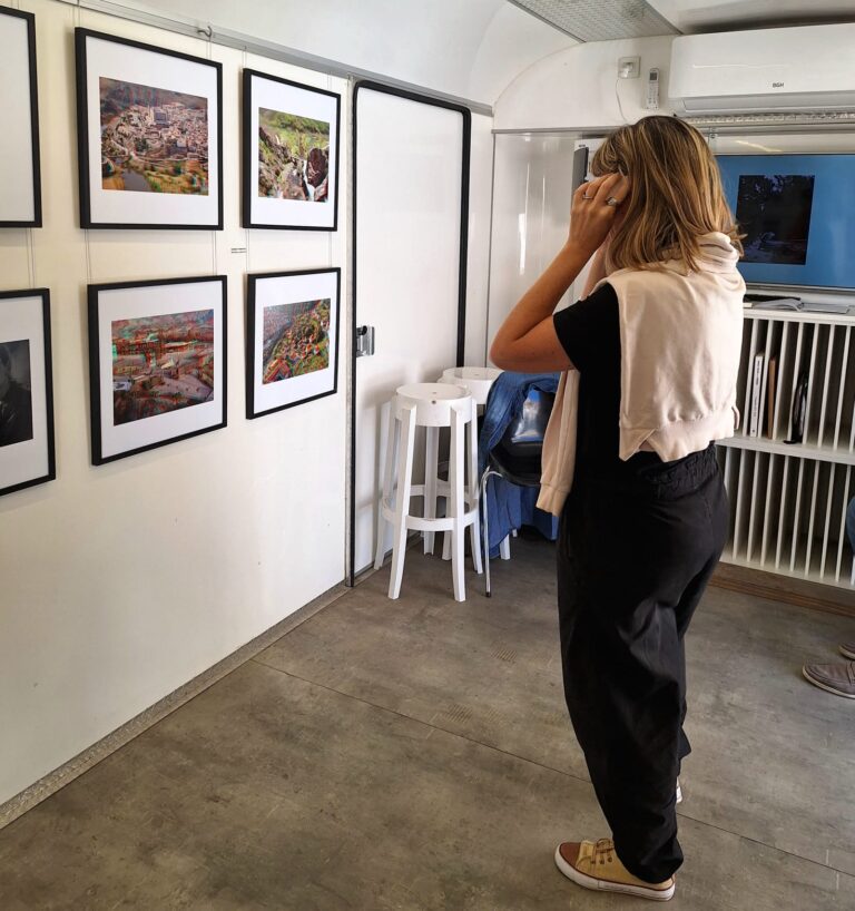 Ya puede ser visitado el Museo Itinerante de Fotografía en Plaza Belgrano